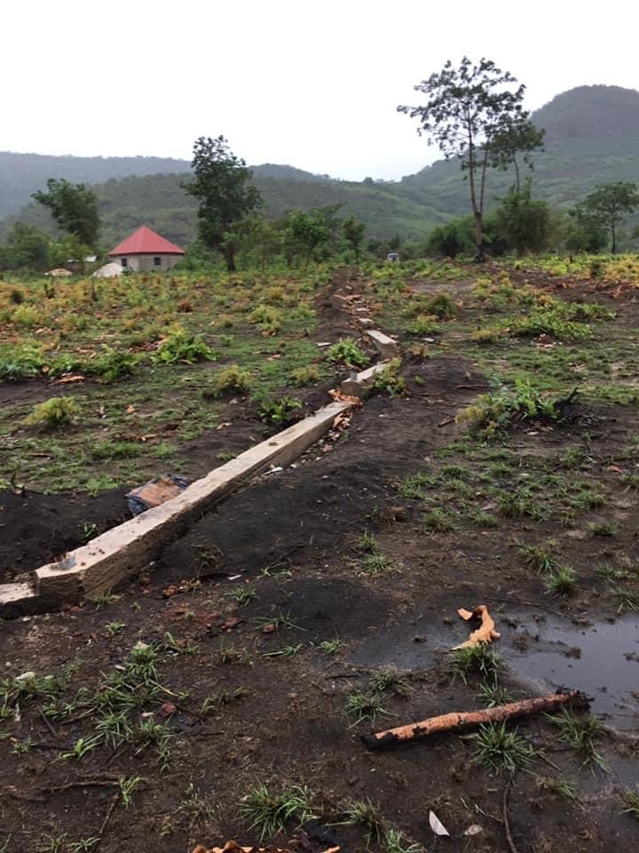 Terrain 400 m2 à Dubreka