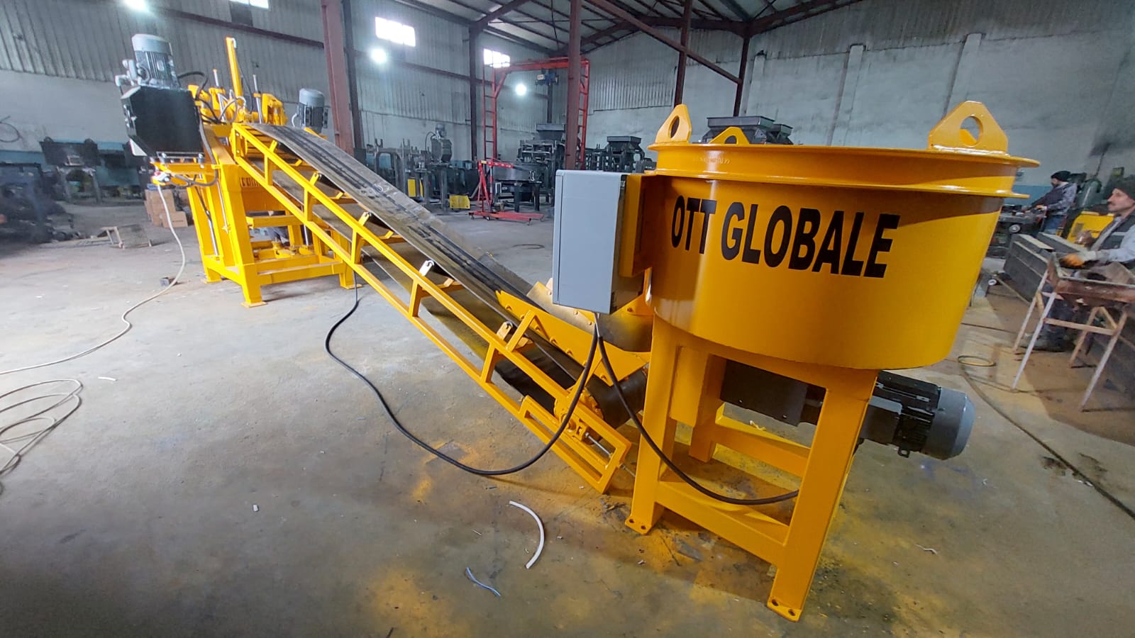 Machine a parpaing semi-automatique OTT 3.1 SA