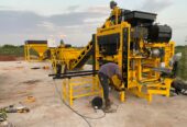 Machine a parpaing semi-automatique OTT 4.1 SA