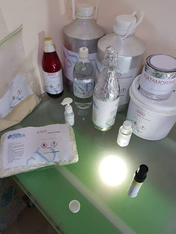 LABORATOIRE D’ANALYSES ET DE TRAITEMENT DES BILLETS DE BANQUE NOIRS