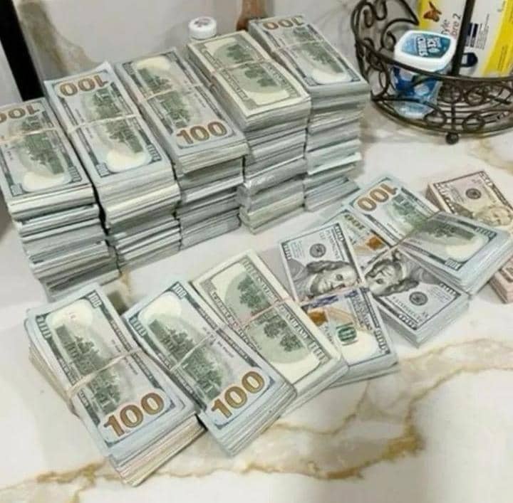 Simple efficace et surtout très sécurisé,nos produits SSD SOLUTION CHEMICAL vous aides à transformer vos billets noirs verts et autres depuis chez vous.