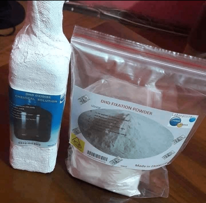 Laboratoire chimie monétaire,Nettoyage des billets noirs et verts,SSD solution automatique