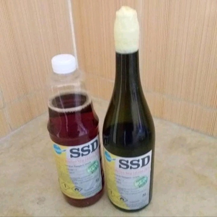 BLACK NOTES CLEANING CHEMICAL