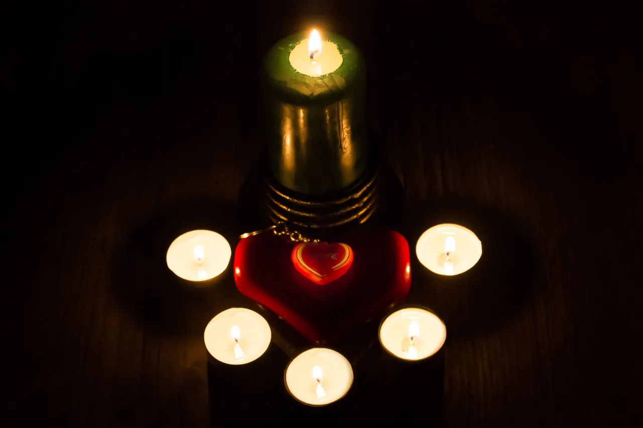 MAÎTRE FAMAYA-MARABOUT VOYANT MÉDIUM GUÉRISSEUR,RETOUR AFFECTIF À POITIERS,NIORT,ANGOULÊME,LA ROCHELLE,LIMOGES,BORDEAUX,LIBOURNE,TALENCE,LA ROCHE-SUR-YON,TOURS.