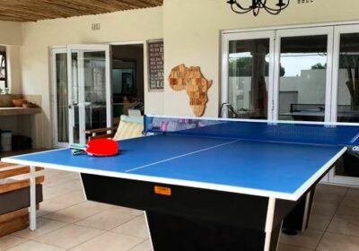 United-King-Pool-Table-with-table-tennis-top-cover.1-1
